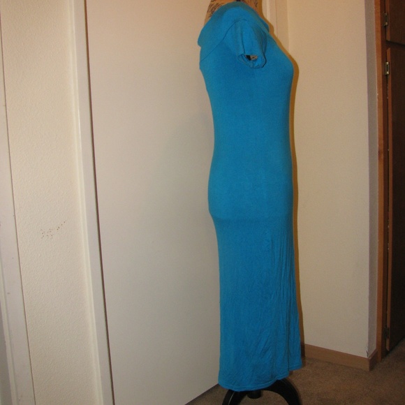 Simple Midi Dress - Picture 4 of 7